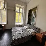 公寓 саквояж *